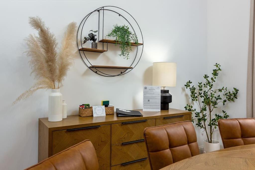 The Stylish 3-Bedroom Maisonette Retreat Stirling Extérieur photo